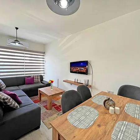 Kasgar 2 Bed Sea View In Kyrenia By Holidaykeys Апартаменты