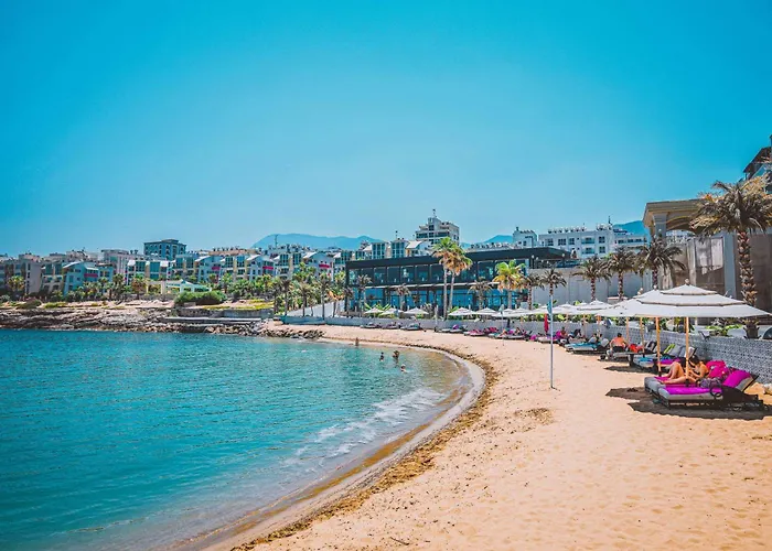 Kasgar 2 Bed Sea View In Kyrenia By Holidaykeys Апартаменты *