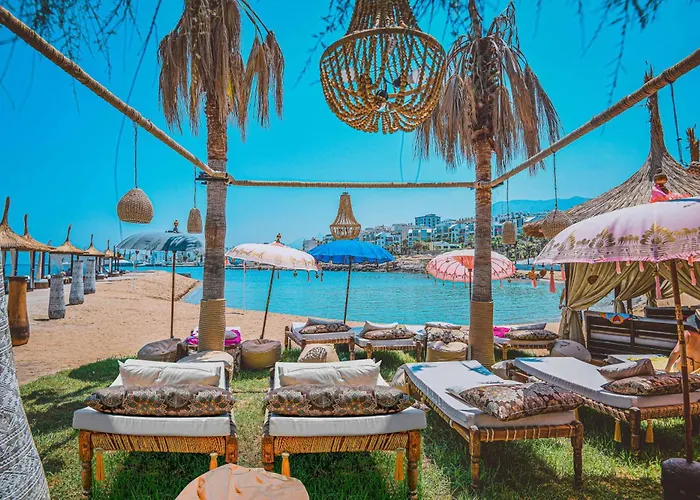 Kasgar 2 Bed Sea View In Kyrenia By Holidaykeys *