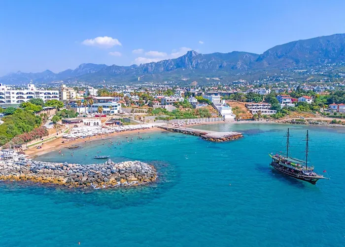 Kasgar 2 Bed Sea View In Kyrenia By Holidaykeys * Кирения