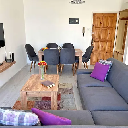 Kasgar 2 Bed Sea View In Kyrenia By Holidaykeys * Кирения