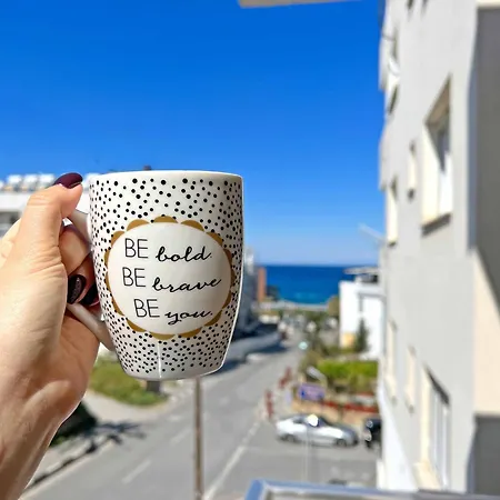 Kasgar 2 Bed Sea View In Kyrenia By Holidaykeys アパート キレニア