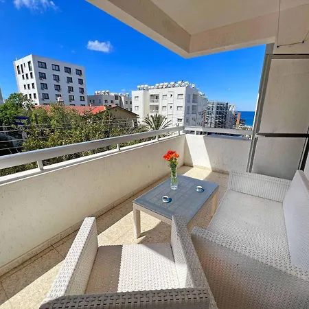 Kasgar 2 Bed Sea View In Kyrenia By Holidaykeys キレニア