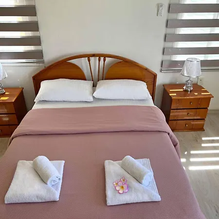 Kasgar 2 Bed Sea View In Kyrenia By Holidaykeys * キレニア