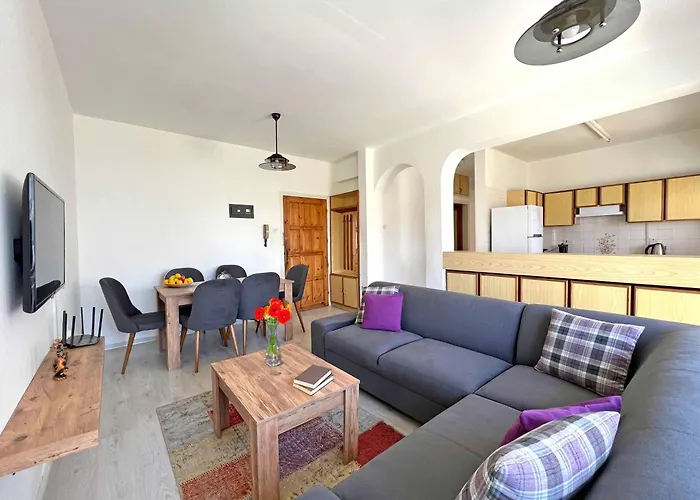 Kasgar 2 Bed Sea View In Kyrenia By Holidaykeys アパート