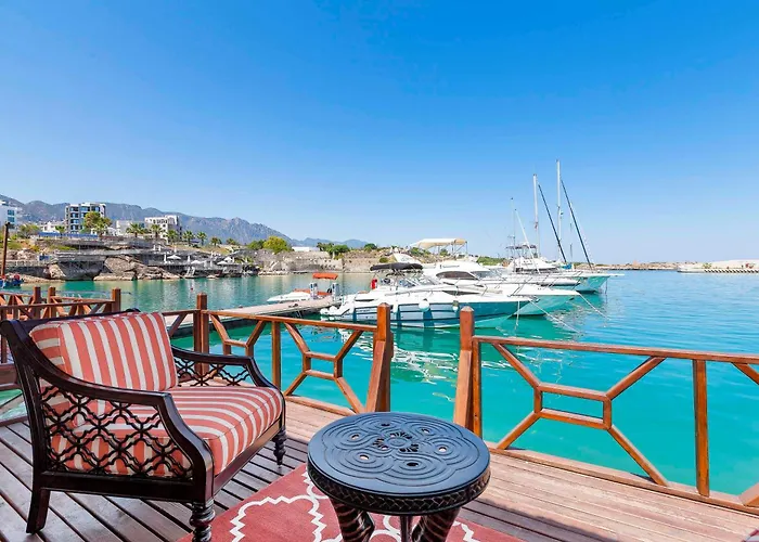 Kasgar 2 Bed Sea View In Kyrenia By Holidaykeys アパート